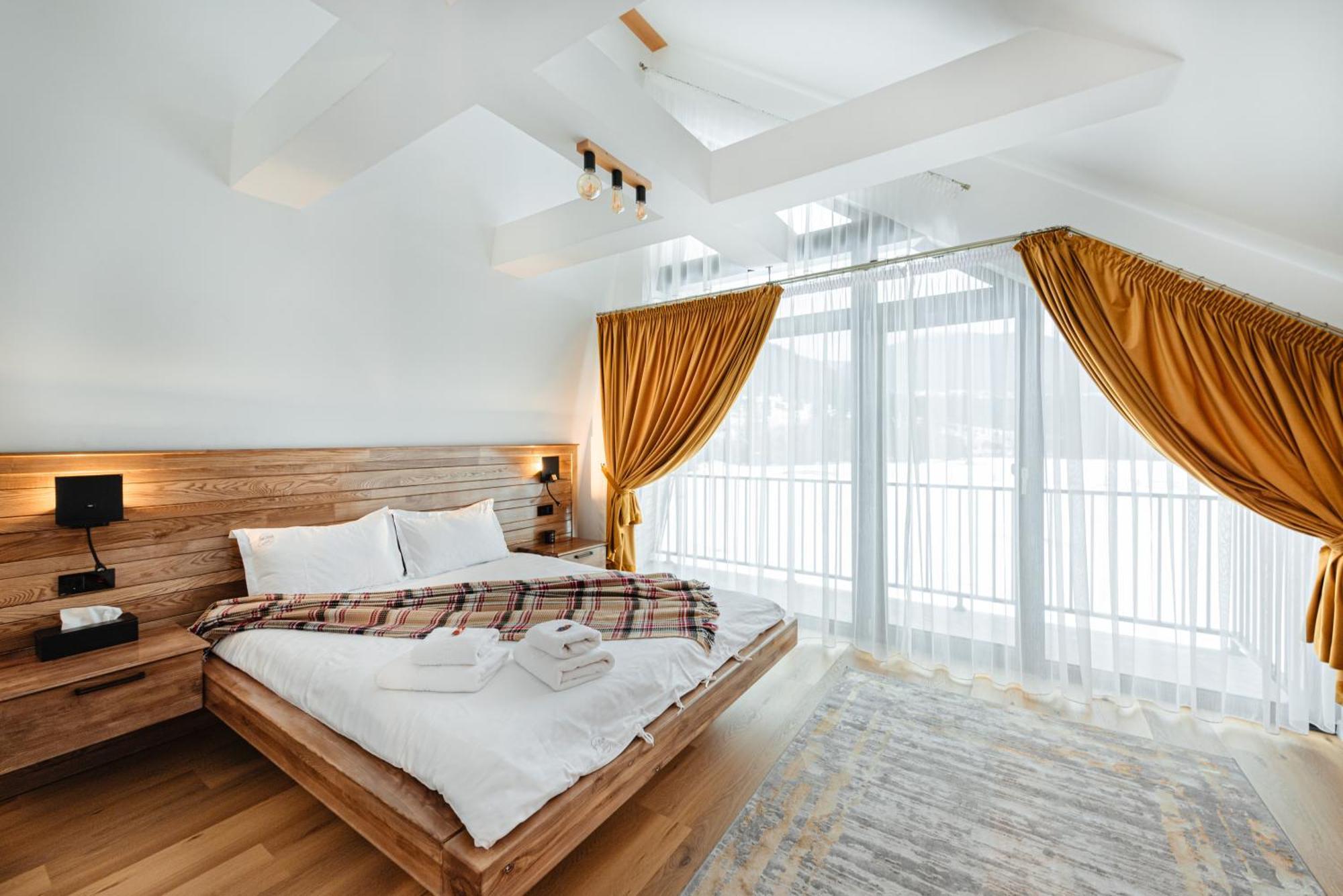 Elviu Guesthouse Lacu Rosu Εξωτερικό φωτογραφία